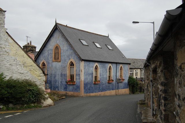 picture of Llwyngwril.