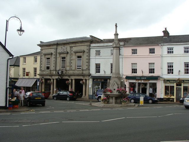 picture of Crickhowell.
