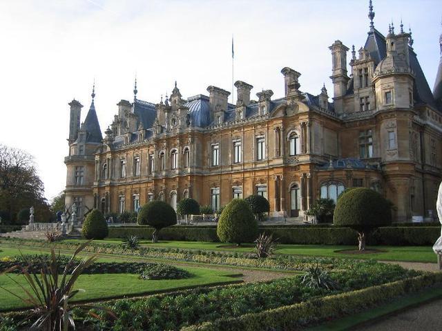 picture of Waddesdon.